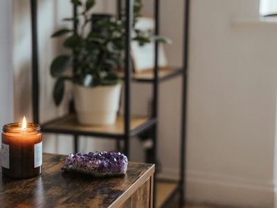 Geometric crystal structure with violet lighting